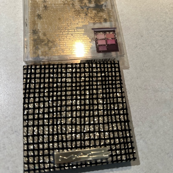 Mac eyeshadow palette. - Picture 5 of 5